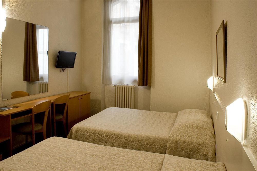 Hotel Ours Blanc - Victor Hugo Τουλούζη Εξωτερικό φωτογραφία