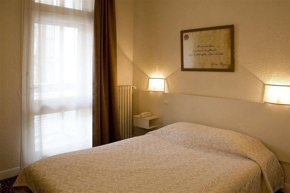 Hotel Ours Blanc - Victor Hugo Τουλούζη Εξωτερικό φωτογραφία